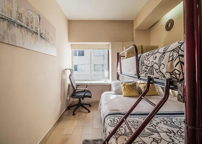Cozy 2br 2-floor Wi-fi 500mbps Air-conditioning Pool Gym Condesa